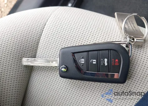 2022 Toyota Corolla Le from USA, damaged, VIN 5YFEPMAE1NP321920